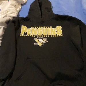 NHL Pittsburgh Penguins boys hoodie large